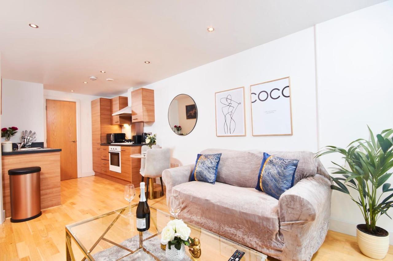 Deluxe City Centre Apt Balcony View& Free Parking! Leeds (West Yorkshire) Exterior foto